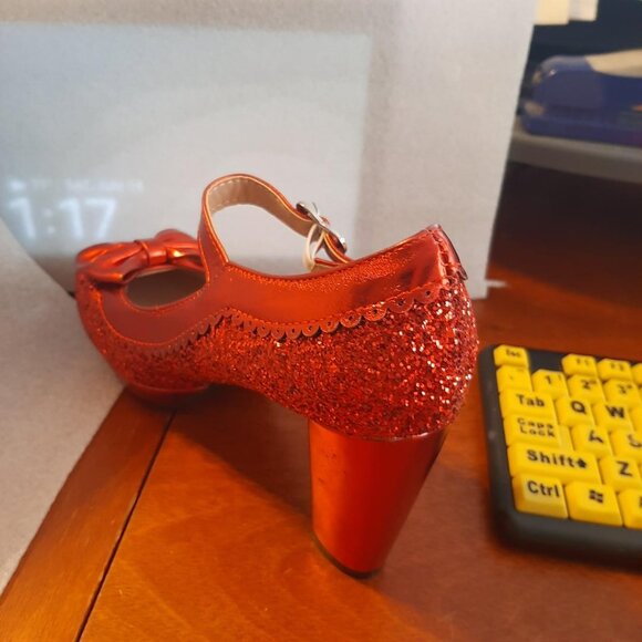 NEW! Mary Jane Round Toe Sequin Bowtie Platform Block Heel Red SzUS11-11.5/ EU42 - Picture 2 of 7